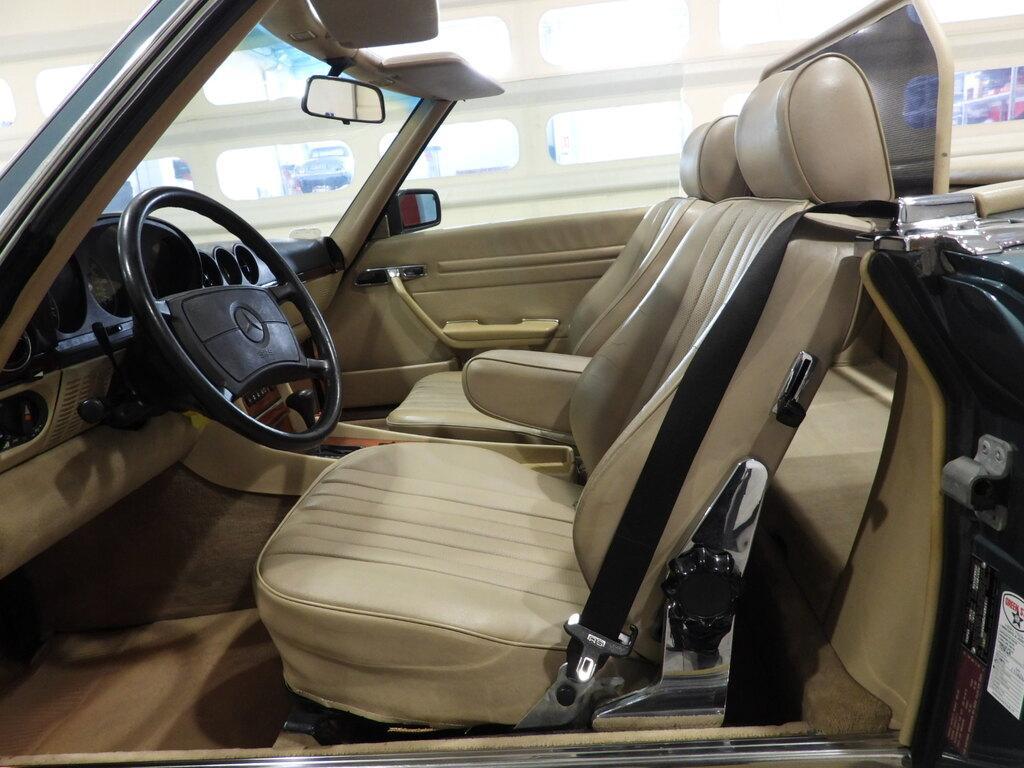 Mercedes SL Roadster 560 SL R107