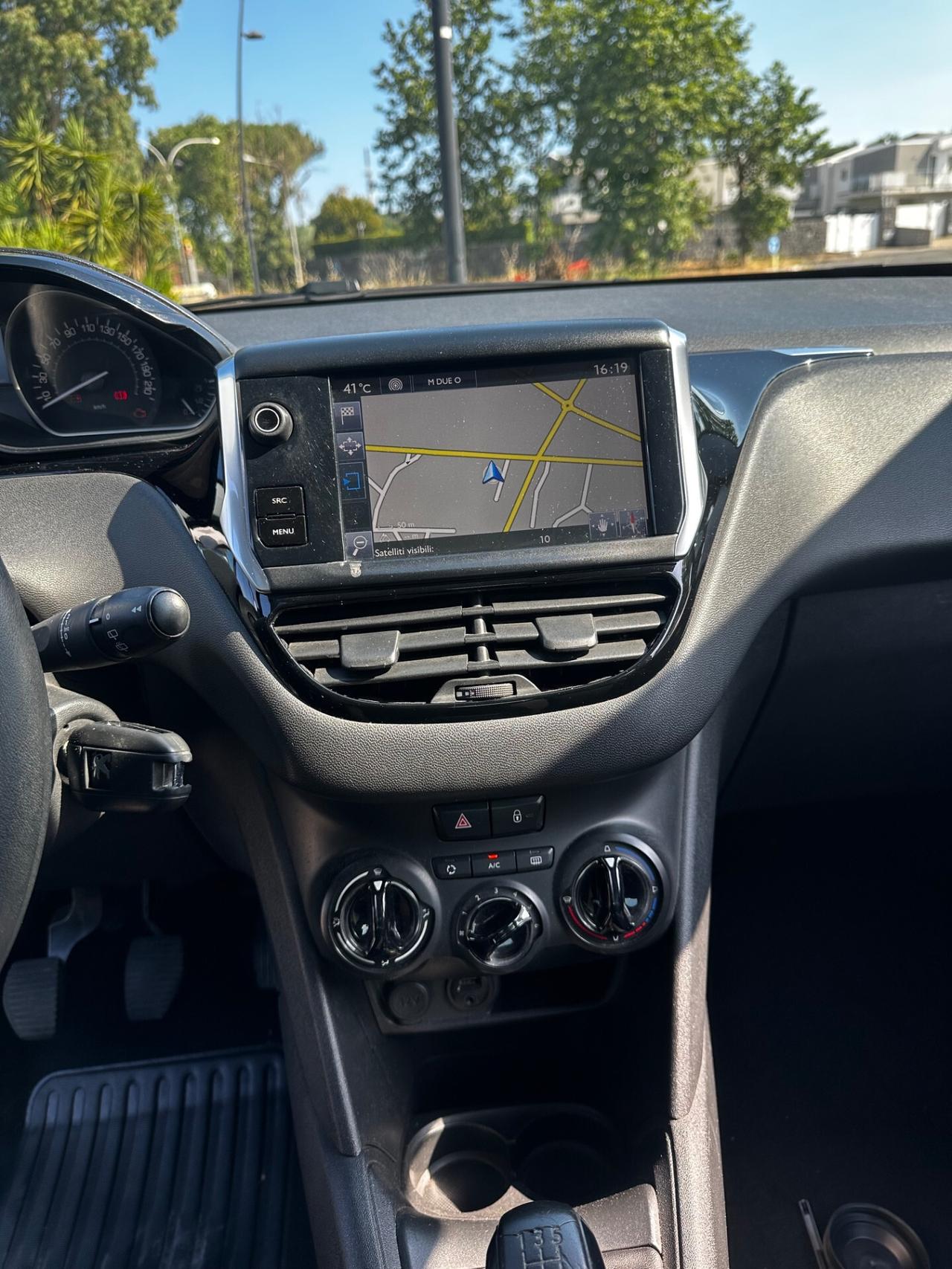Peugeot 208 BlueHDi 100 5 porte Allure