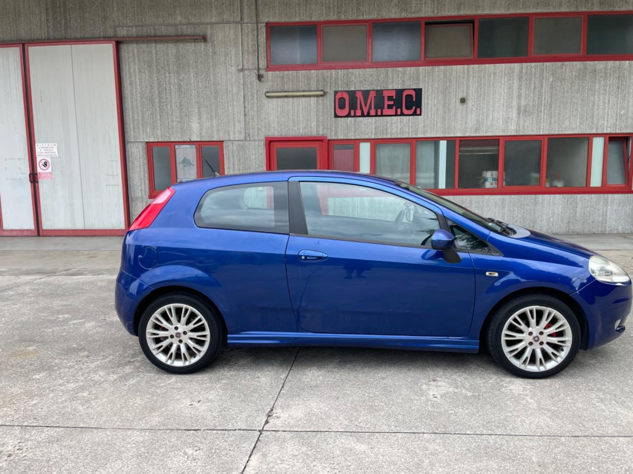 Fiat Grande Punto 1.4 Starjet 16V 3 porte Dynamic