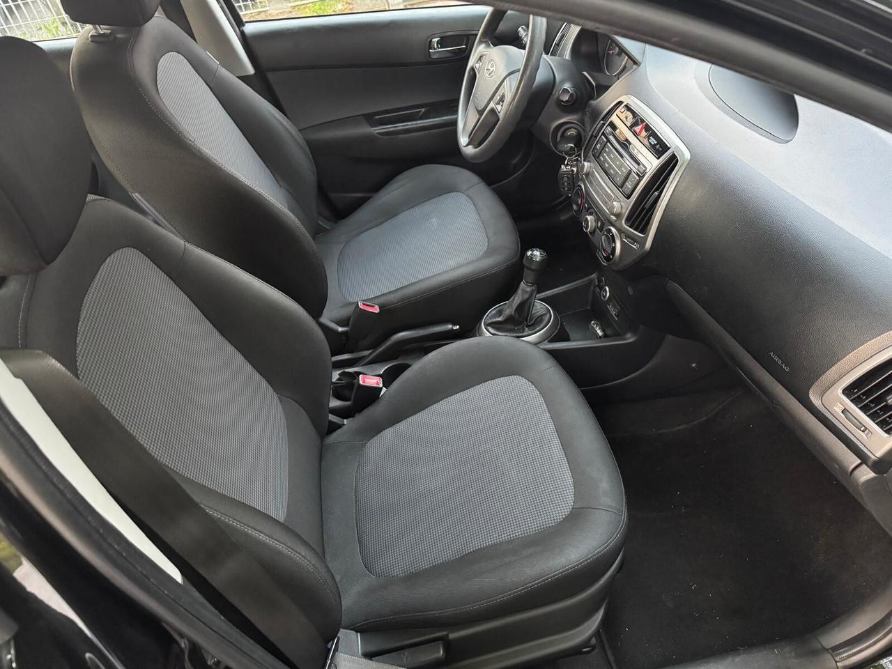 Hyundai i20 1.2 GPL 5 P NEOPATEN GARANZIA 12 MESI