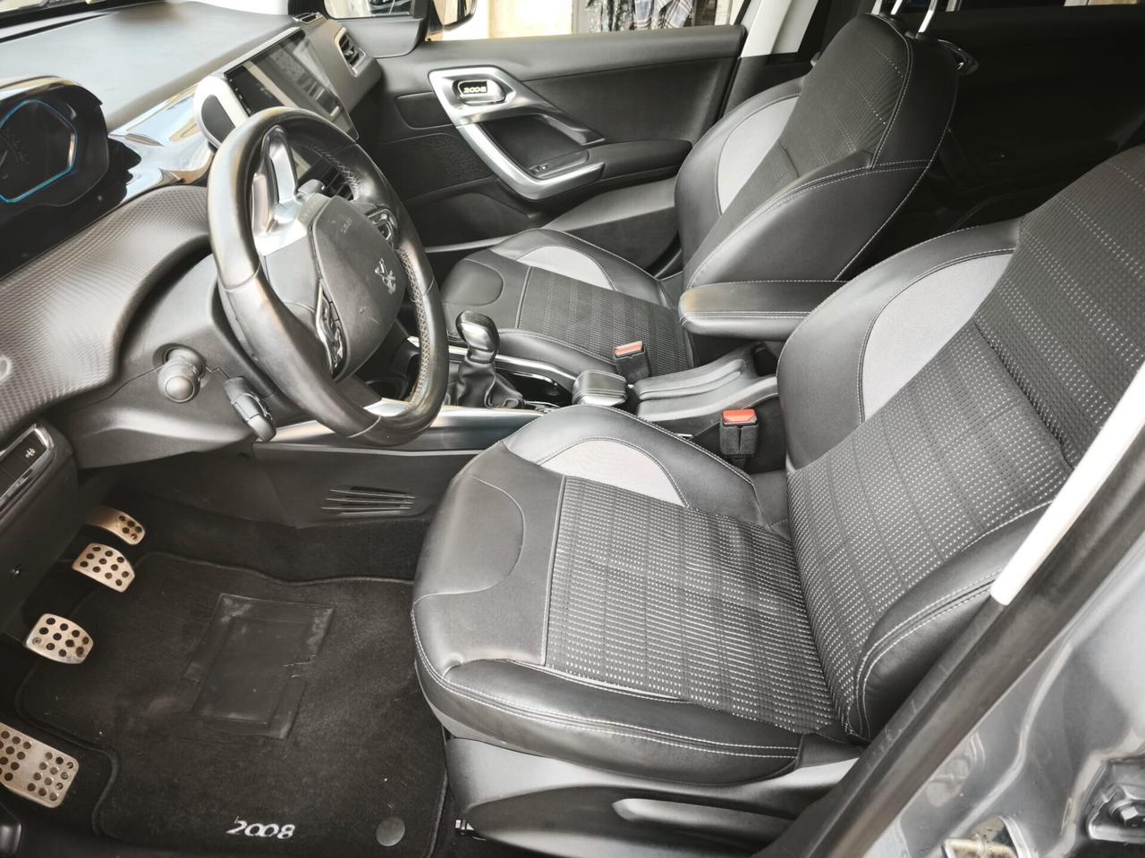 Peugeot 2008 1.6 VTi 120CV Allure