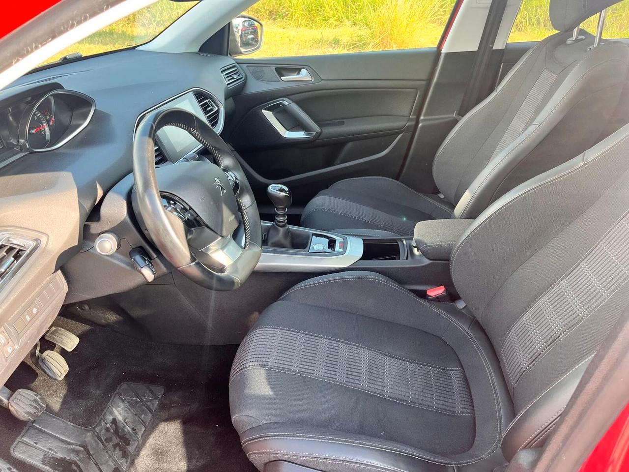 Peugeot 308 PureTech Turbo 130 S&S Style