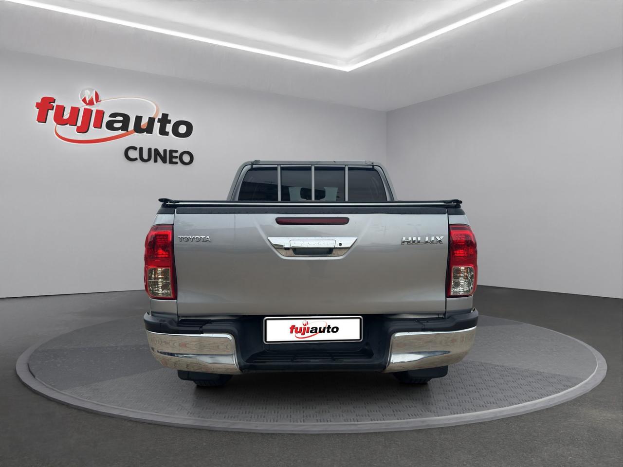 Toyota Hilux 2.4 d-4d double cab Lounge 4wd