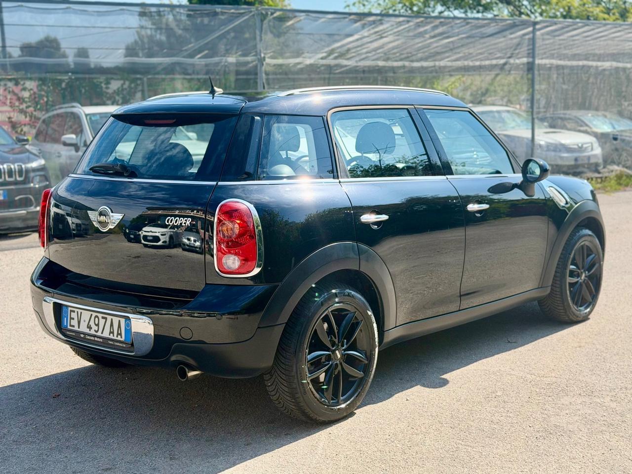 Mini Cooper Countryman 2014 1.6 benzina km 117,000 ok neopatentati