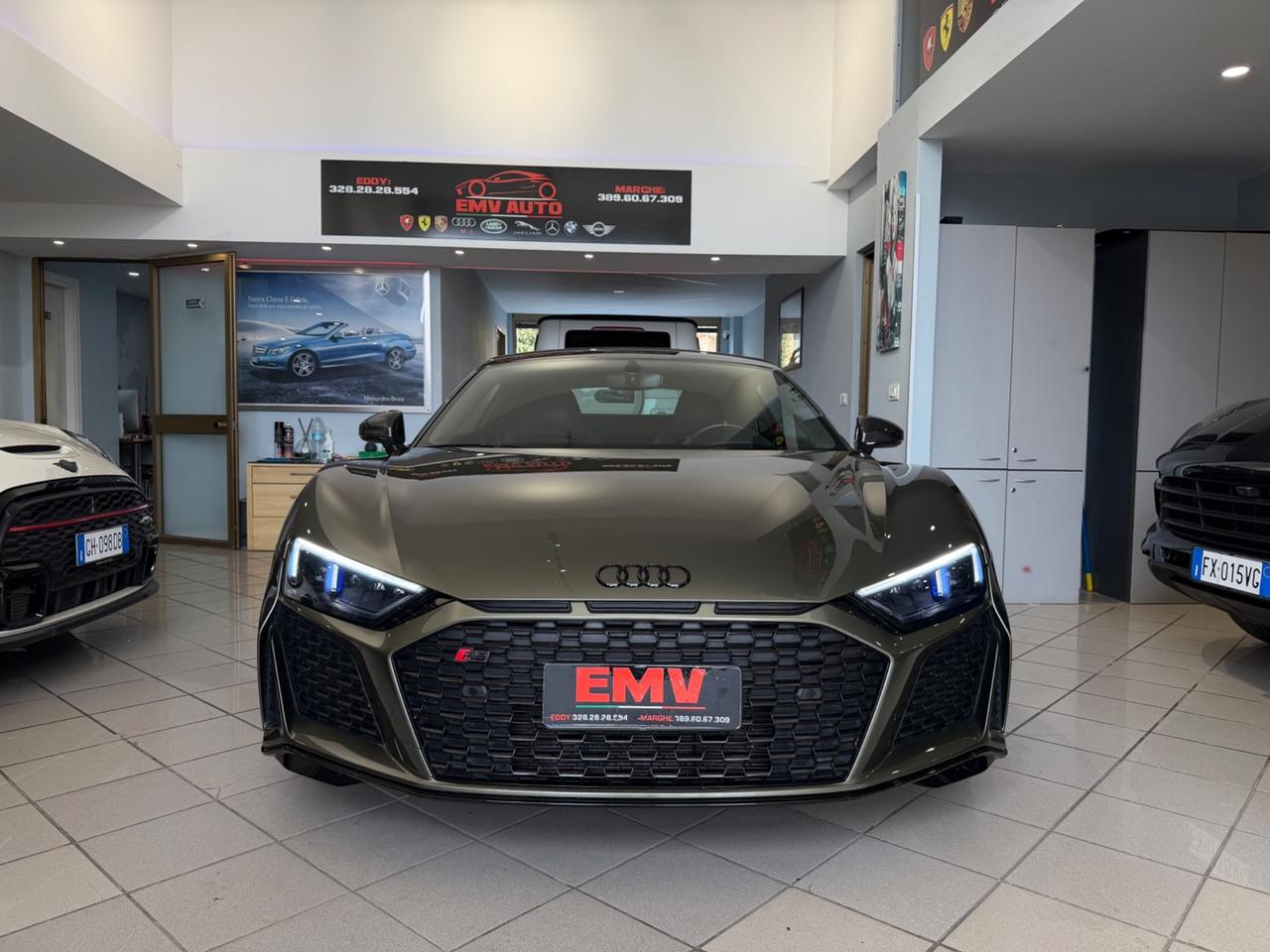 Audi R8 Coupe V10 quattro S tronic performance (456 kw)