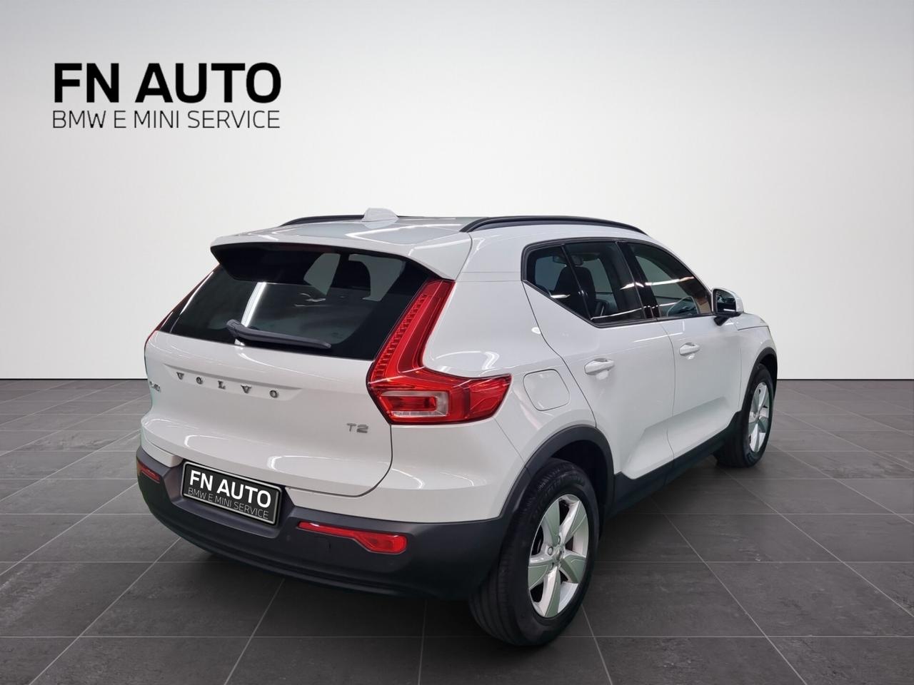 Volvo XC40 T2 Momentum Core