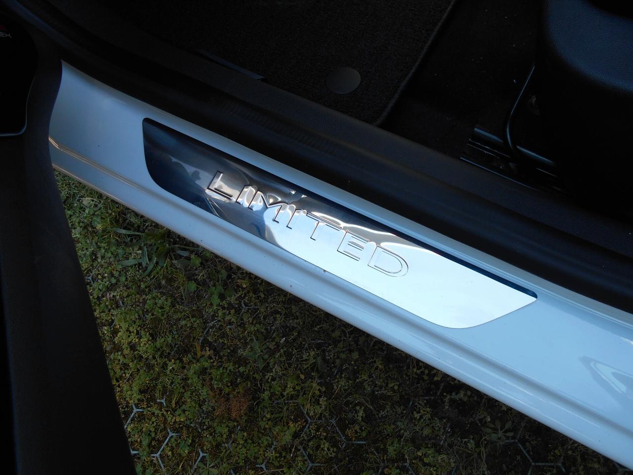 Renault Clio 1.0 TCE LIMITED