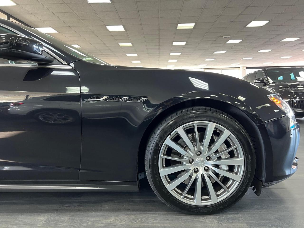 Maserati Ghibli 3.0 V6 250cv auto