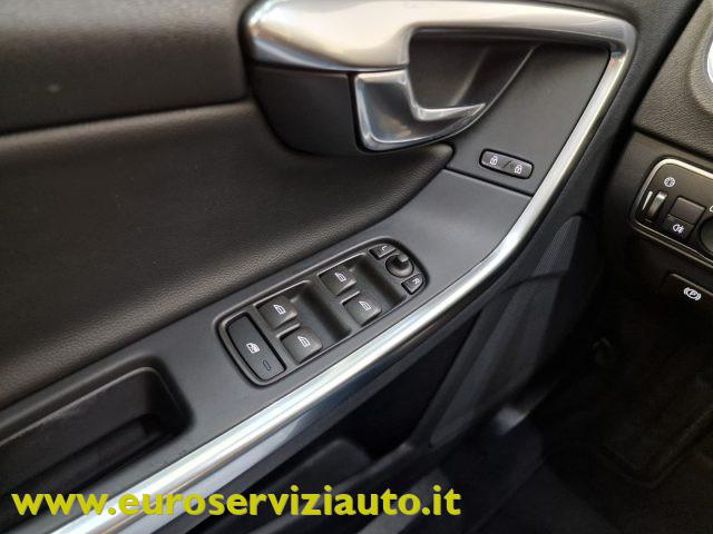 VOLVO V60 D2 1.6 Powershift Kinetic N1