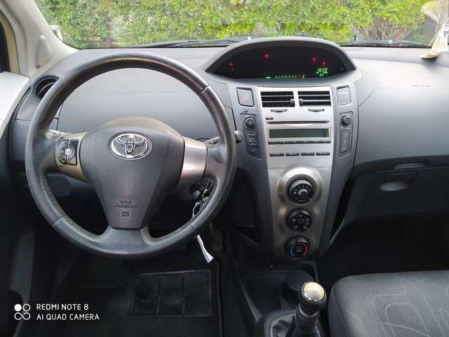 Toyota Yaris Yaris II 2005 5p 1.0