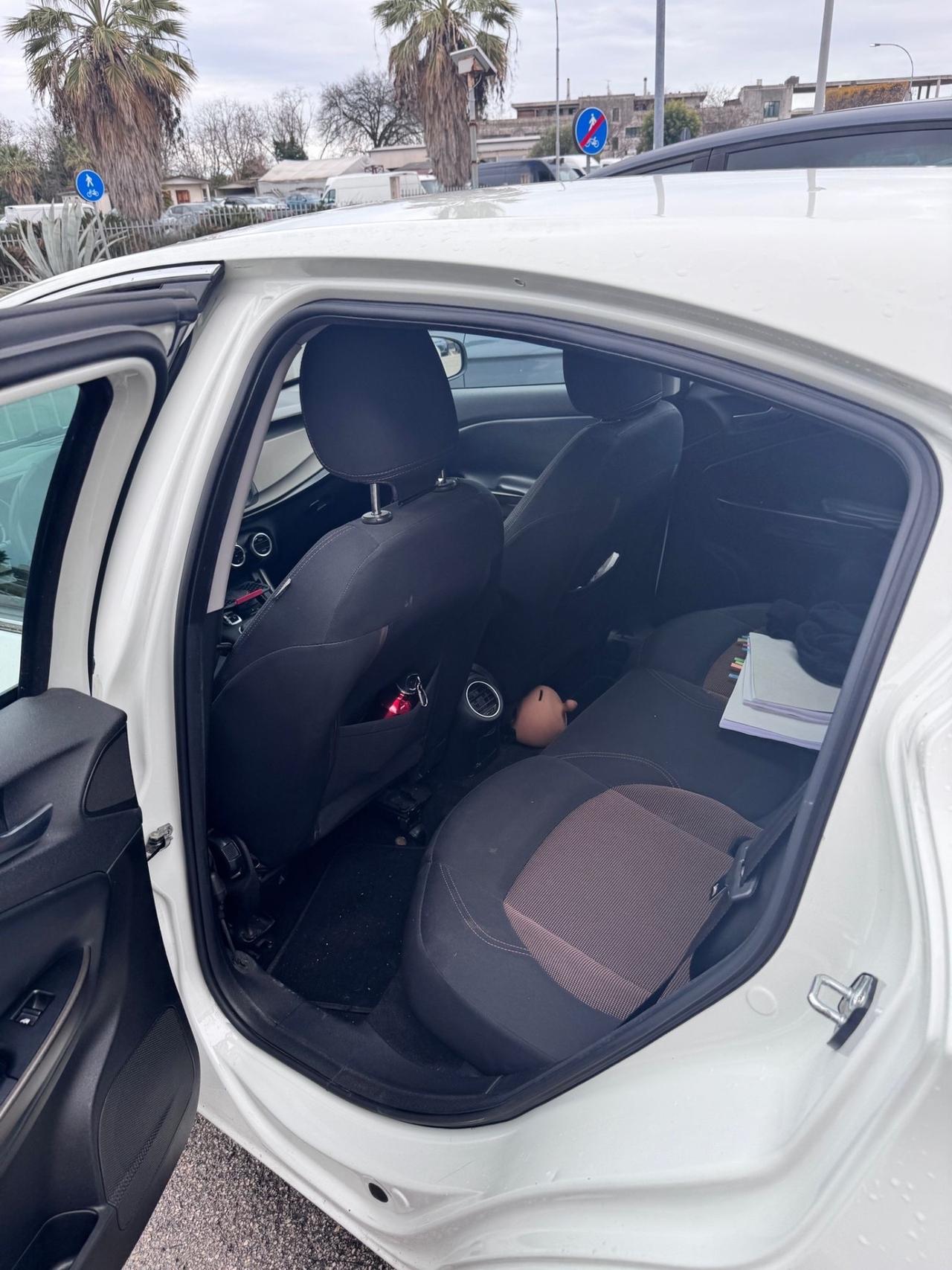 Alfa Romeo Giulietta 1.6 JTDm-2 105 CV Distinctive