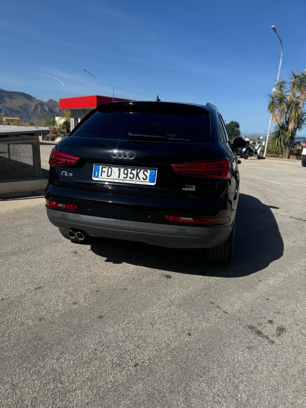 Audi Q3 2.0 TDI 150 CV quattro S tronic Sport