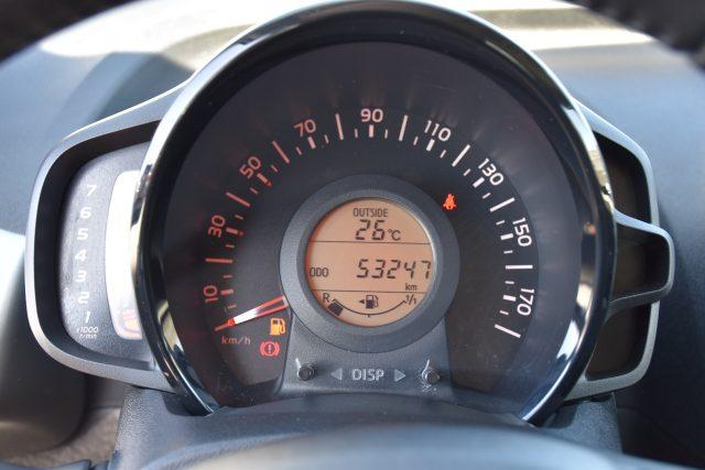 TOYOTA Aygo 1.0 VVT-i 69 CV 5 porte x-cool TSS