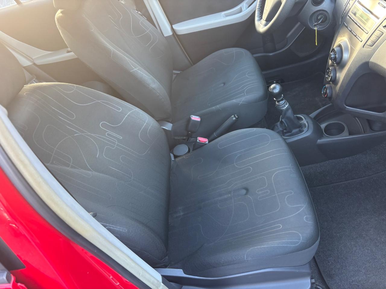 Toyota Yaris 1.4 D-4D DPF 5 porte