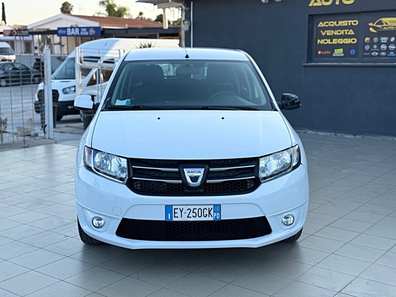 Dacia Sandero 1.2 GPL 75CV Lauréate Garanzia 12 Mesi