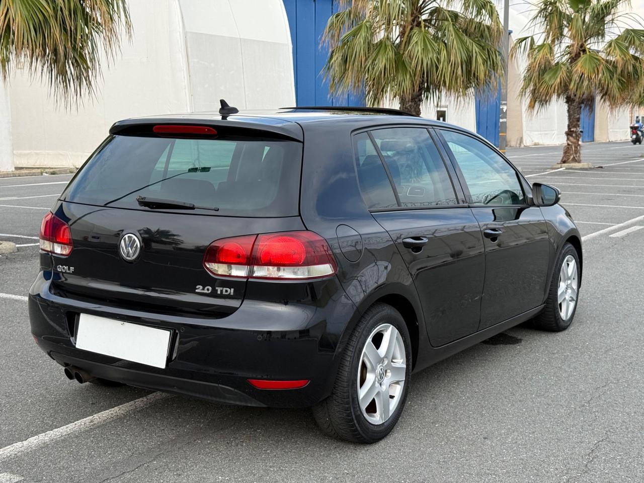 Volkswagen Golf 2.0 TDI 140CV DPF DSG 5p. Highline-TETTO-FULL