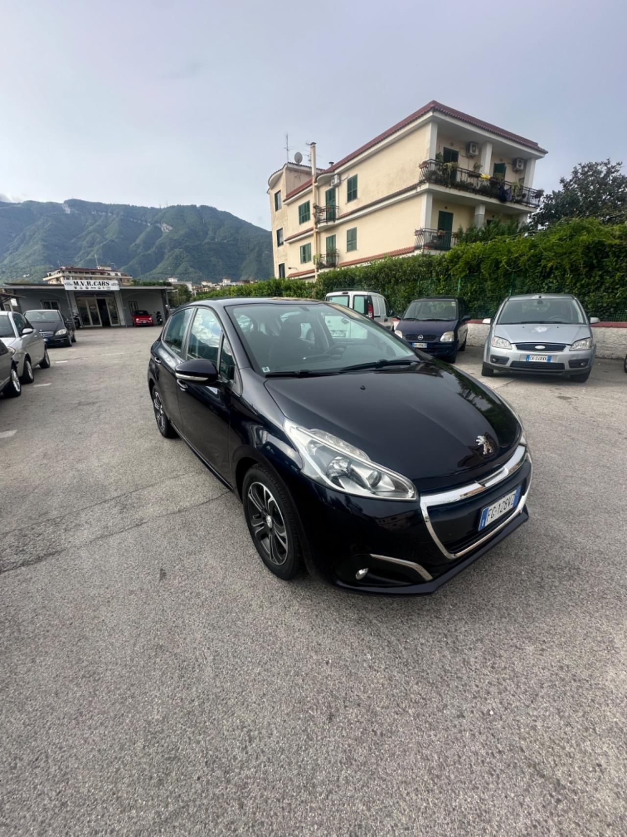 Peugeot 208 PureTech 82 5p. GPL Active