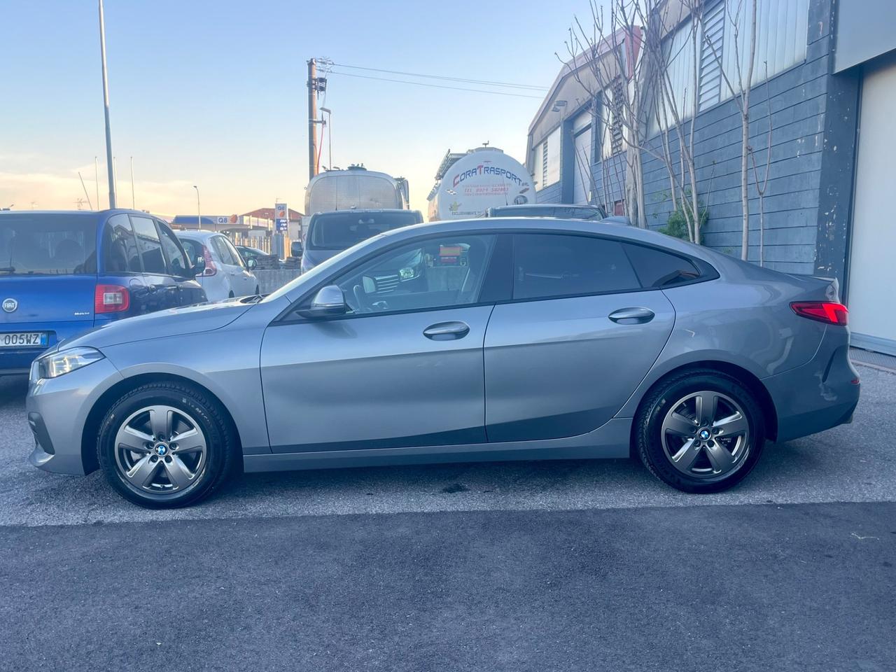 Bmw Serie 2 Gran Coupé 220d Colorversion Edition automatica.