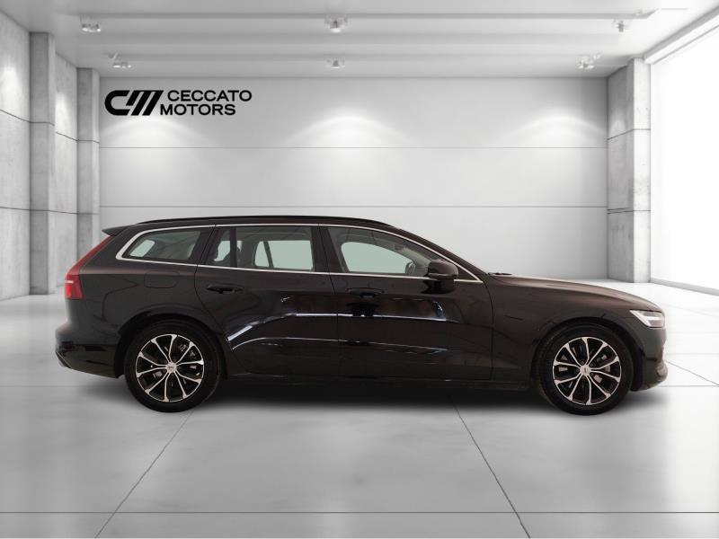 Volvo V60 2.0 B3 Momentum Business automatico
