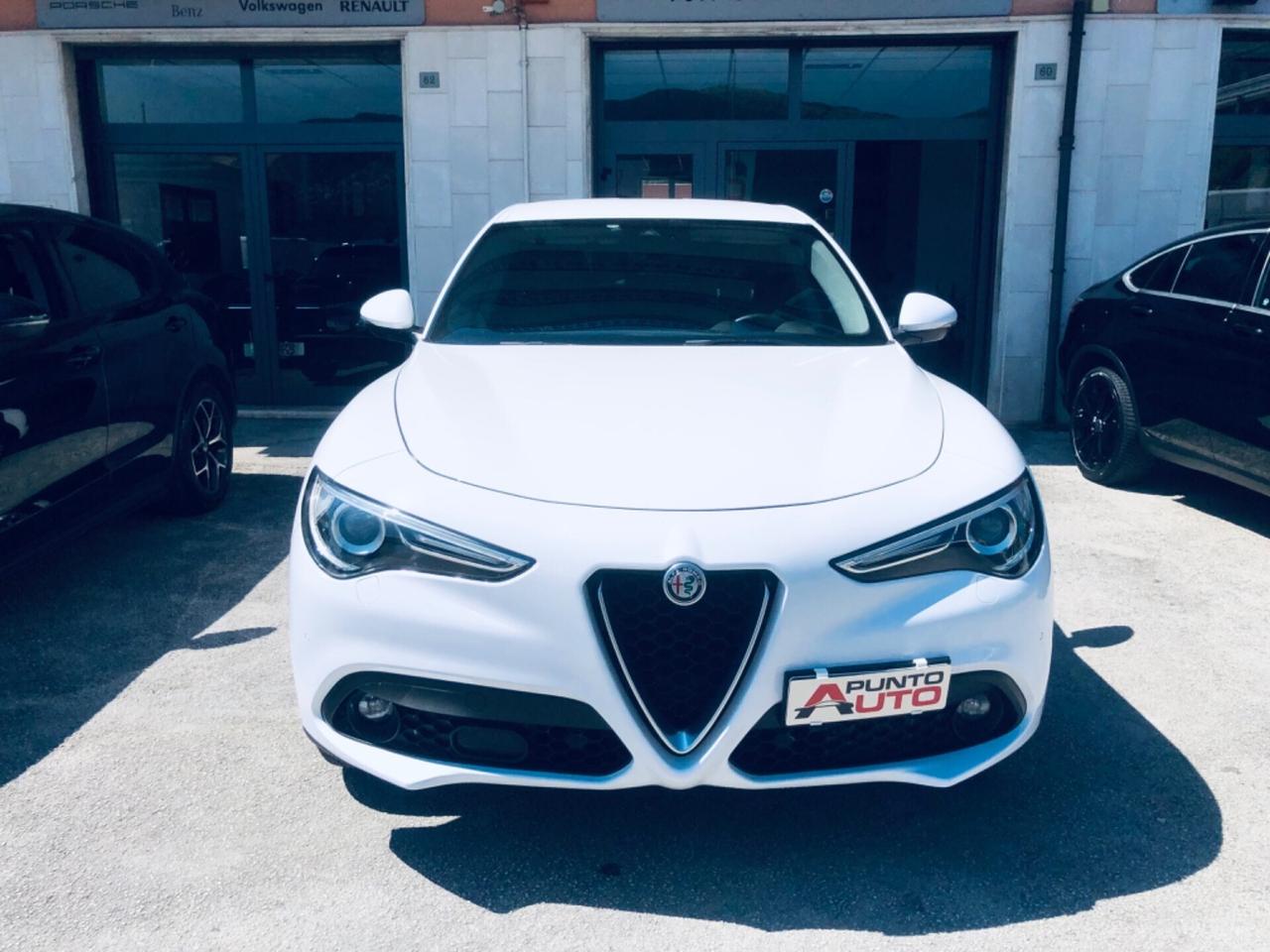 Alfa Romeo Stelvio 2.2 Turbodiesel 190 CV AT8 Q4 E