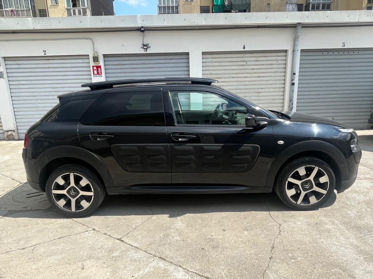Citroen C4 Cactus PureTech 82 Shine