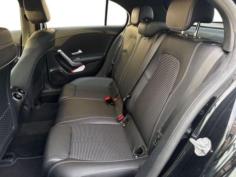 Mercedes-Benz Classe A A 180 d Sport Extra auto