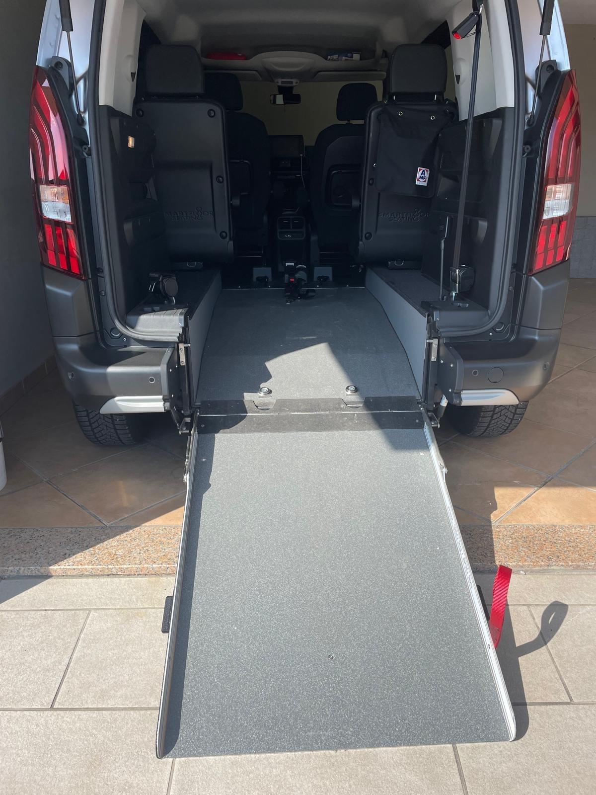 Peugeot Rifter Automatico - auto per disabili
