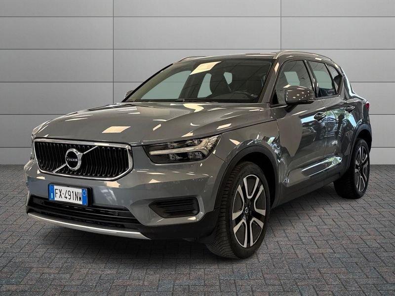 Volvo XC40 T3 Momentum