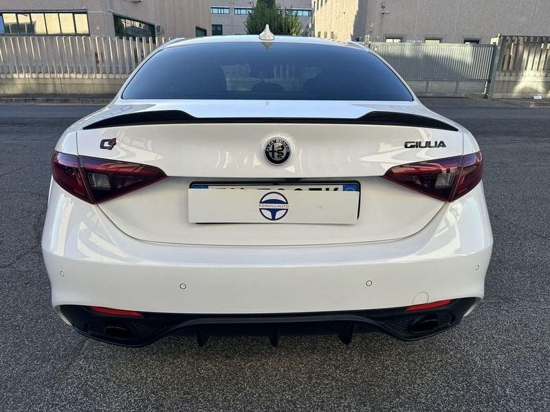 Alfa Romeo Giulia 2.2 Turbo AT8 210CV AWD Q4 Veloce