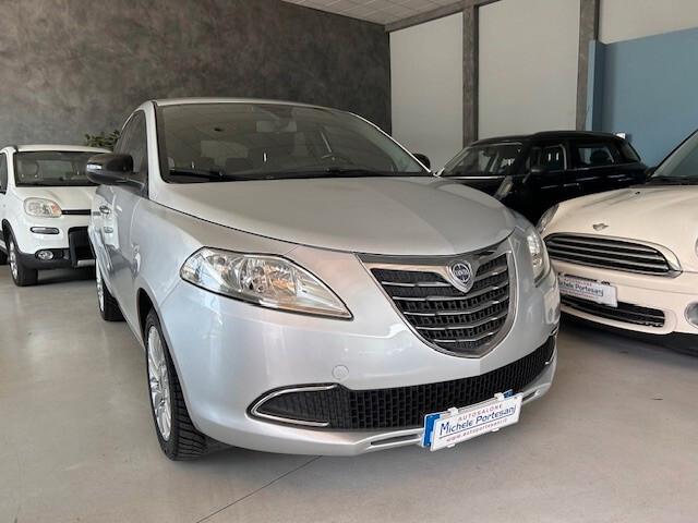 Lancia Ypsilon 1.2 69 CV 5 porte GPL Ecochic Silver