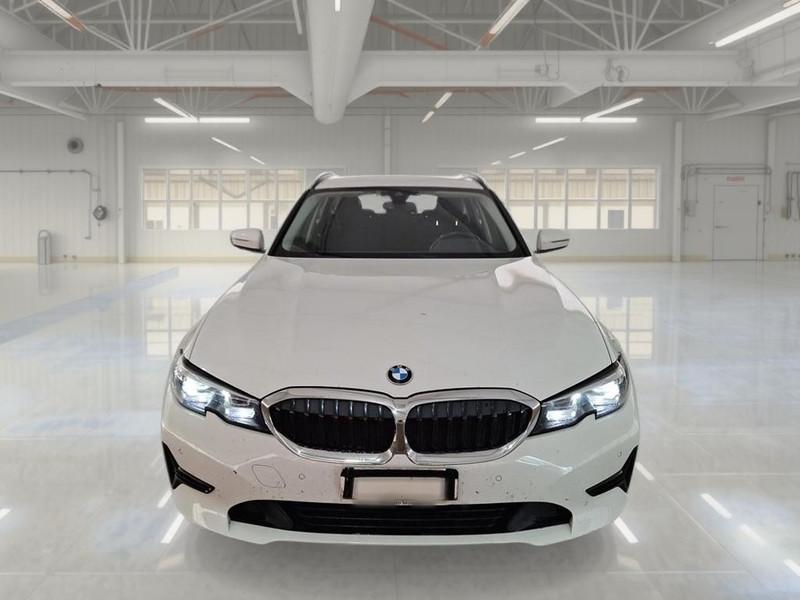 BMW 318 48V BUSINESS ADVANTAGE TOURING AUTO STATION WAGON