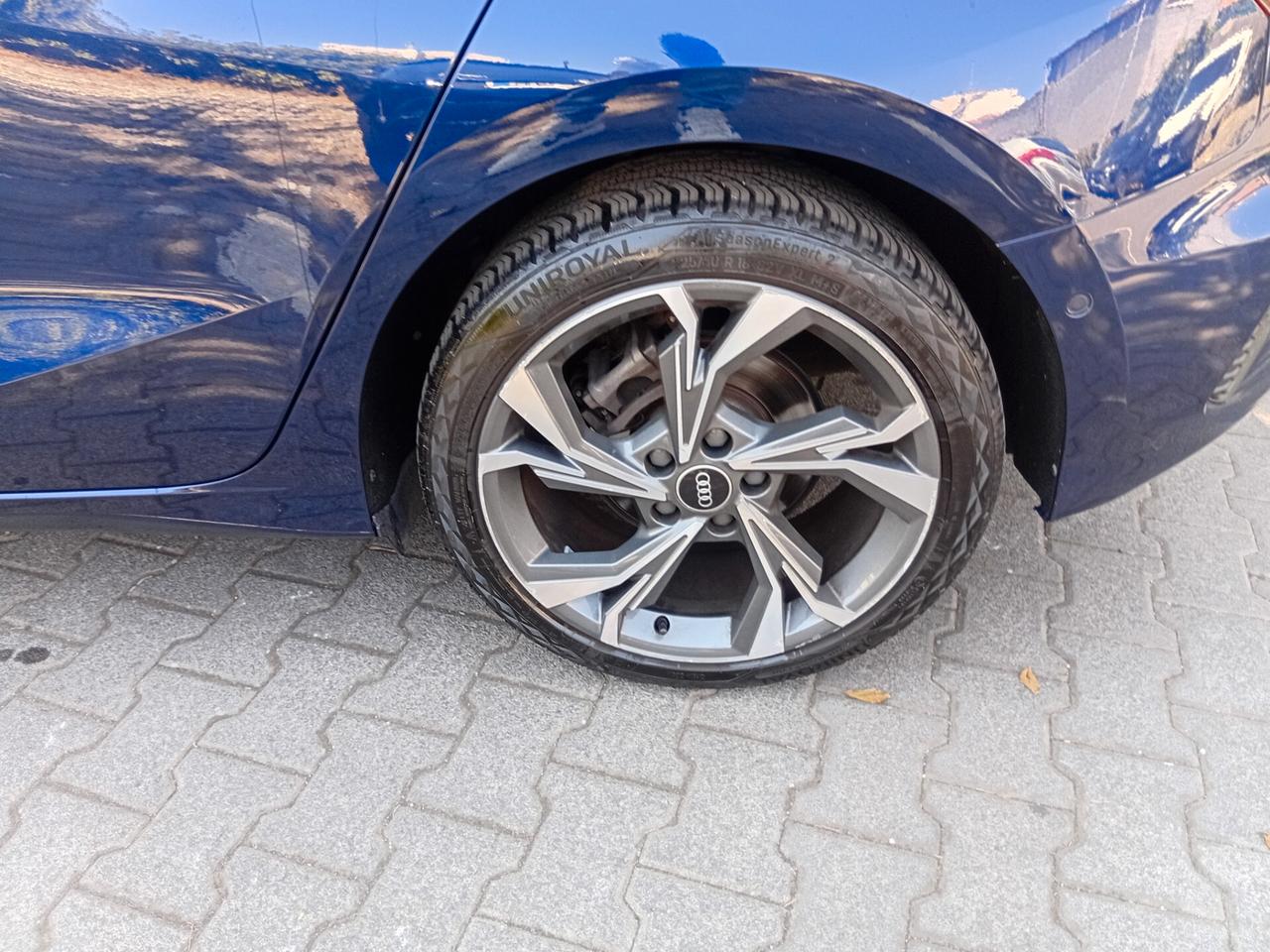 Audi A3 SPB 30 g-tron S tronic line edition + Blocksistem