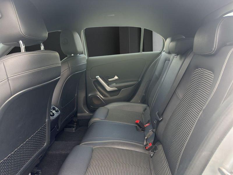 Mercedes-Benz Classe A A 180 d Sport auto