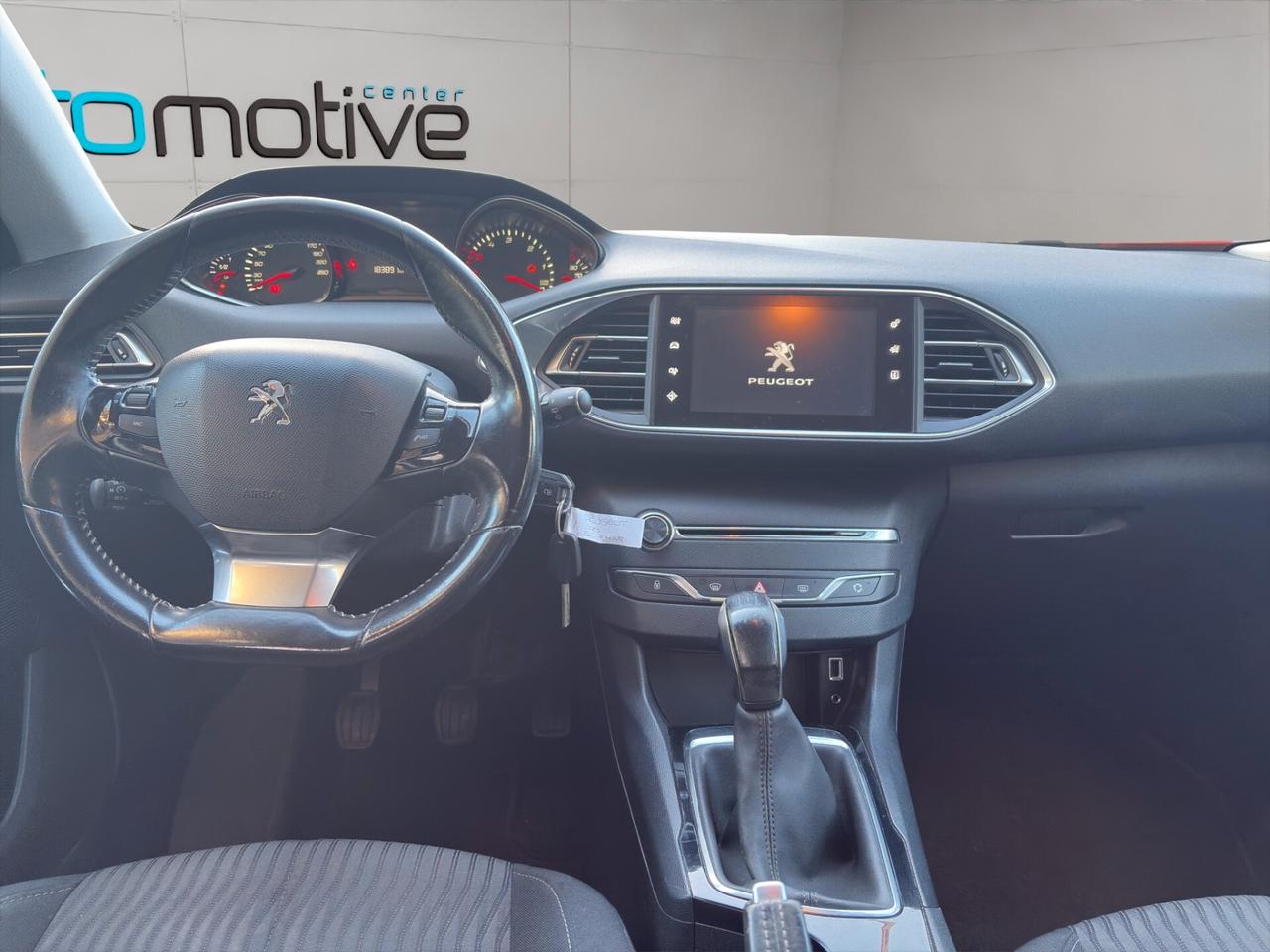 Peugeot 308 BlueHDi 100 S&S Active