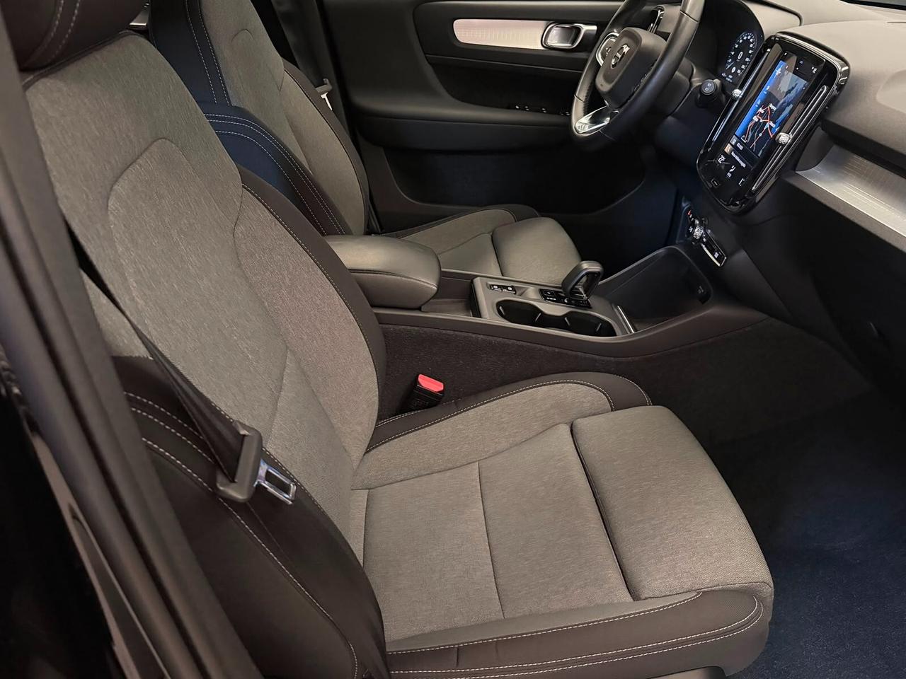 Volvo XC40 B3 automatico Core