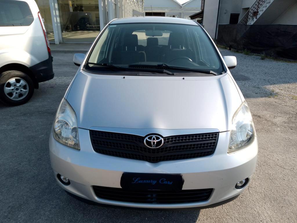 Toyota Corolla Verso 1.6 vvt-i