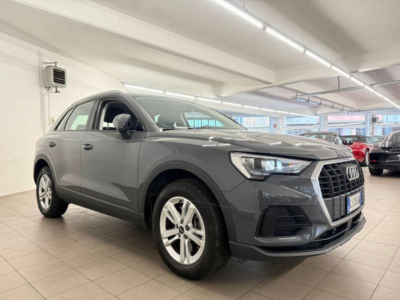 Audi Q3 45TFSI e S-tronic Business anche a314€
