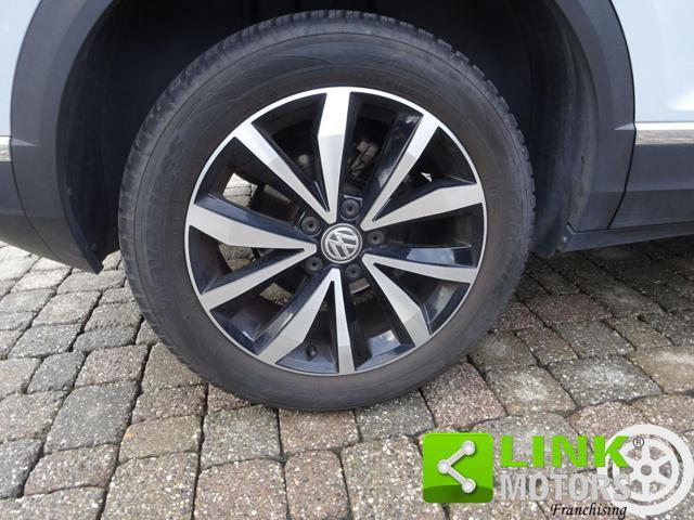 VOLKSWAGEN T-Roc 1.0 TSI 115 CV Style - 49 MILA KM neopatentati