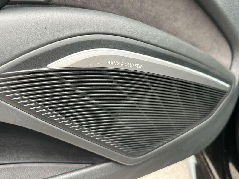 Audi TT TTS Roadster 2.0 TFSI 310 CV quattro S tronic