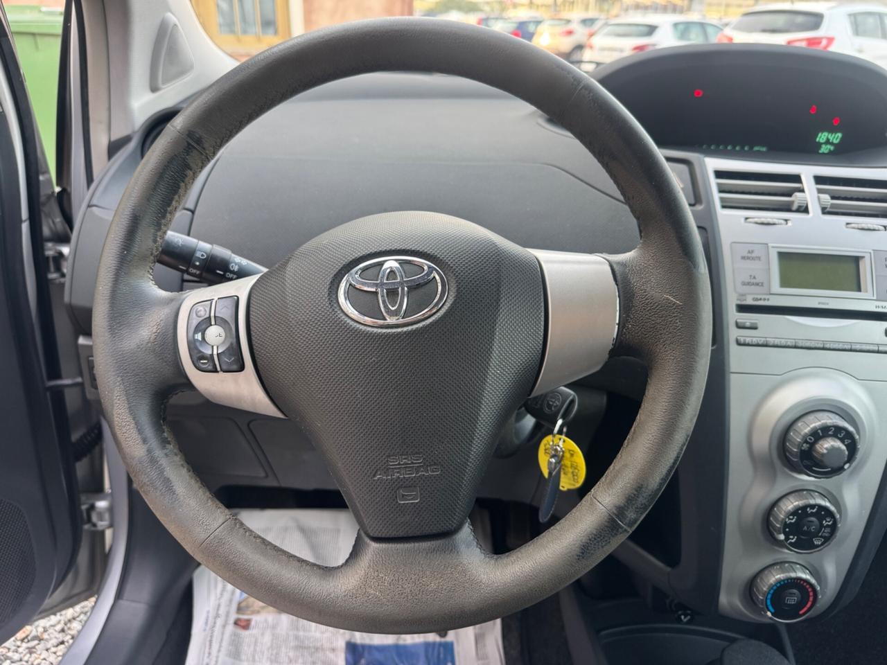 Toyota Yaris Benz automatica