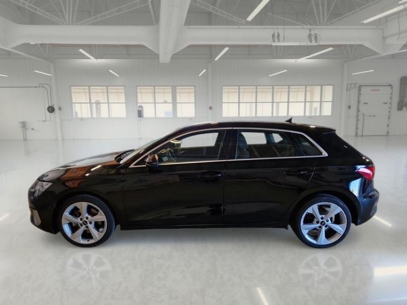 AUDI A3 SPORTBACK 30 TDI Business Advanced