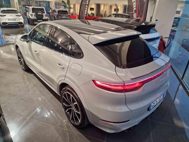 PORSCHE Cayenne Coupé 3.0 V6 E-Hybrid PASM PANO GTS MEMORIE
