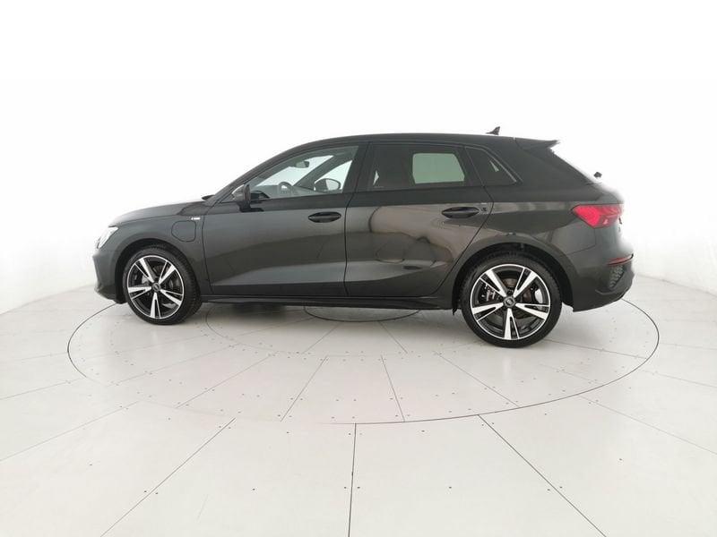 Audi A3 NUOVA SPORTBACK Sportback 40 1.4 tfsi e Identity Black s-tronic