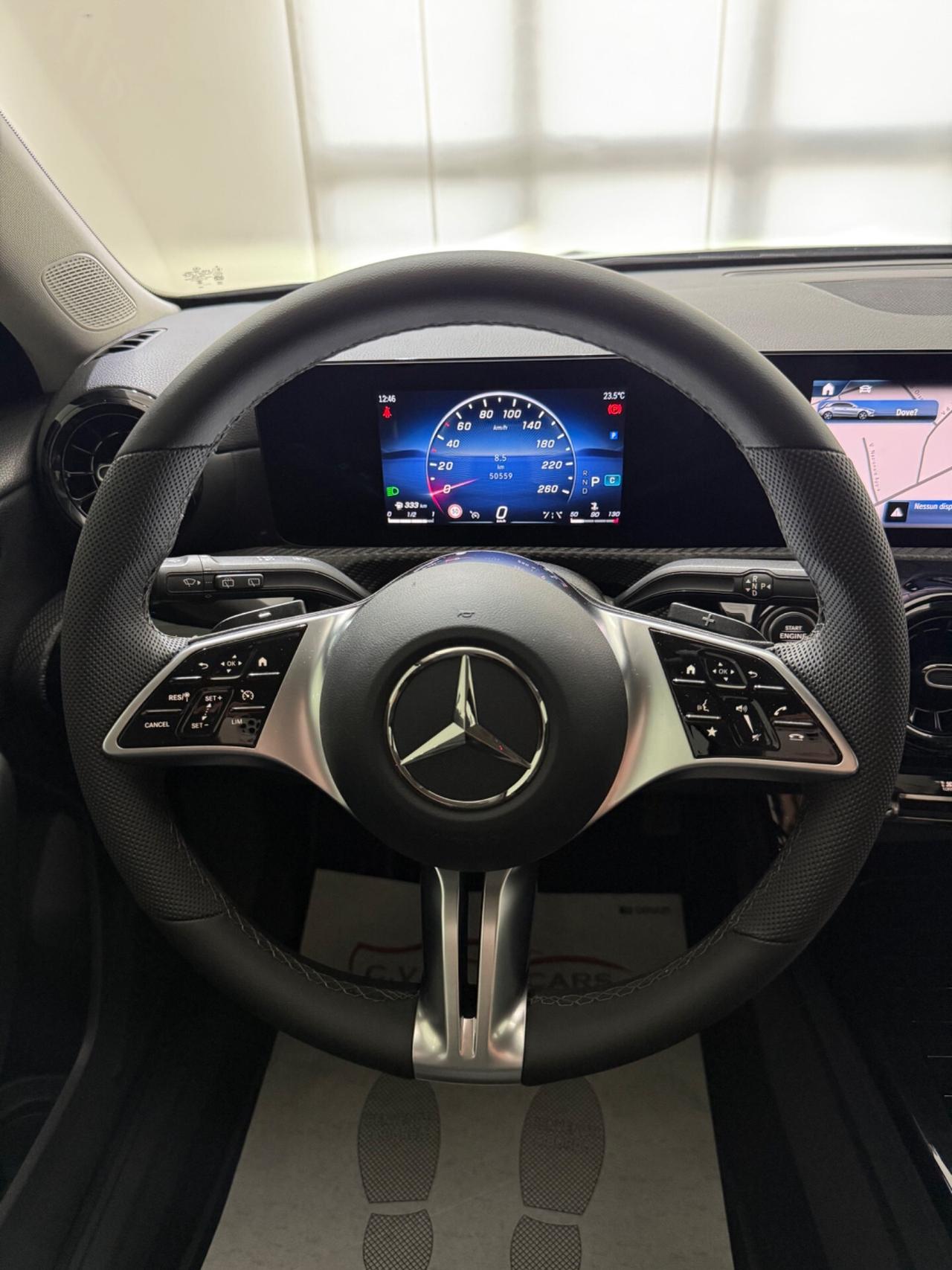 MERCEDES-BENZ A 180 D AUTOMATIC SPORT IVA ESPOSTA