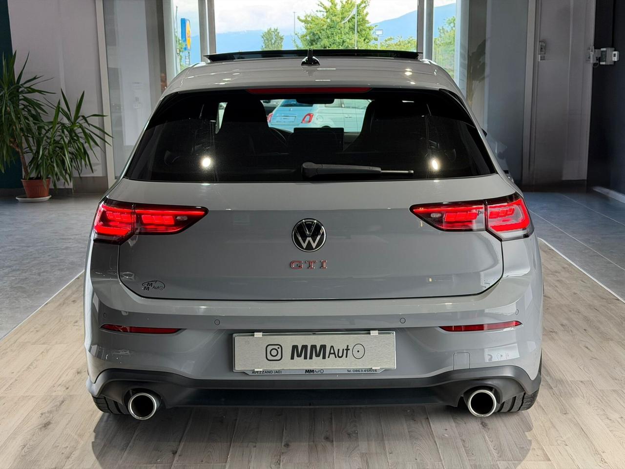 Volkswagen Golf GTI 2.0 TSI DSG