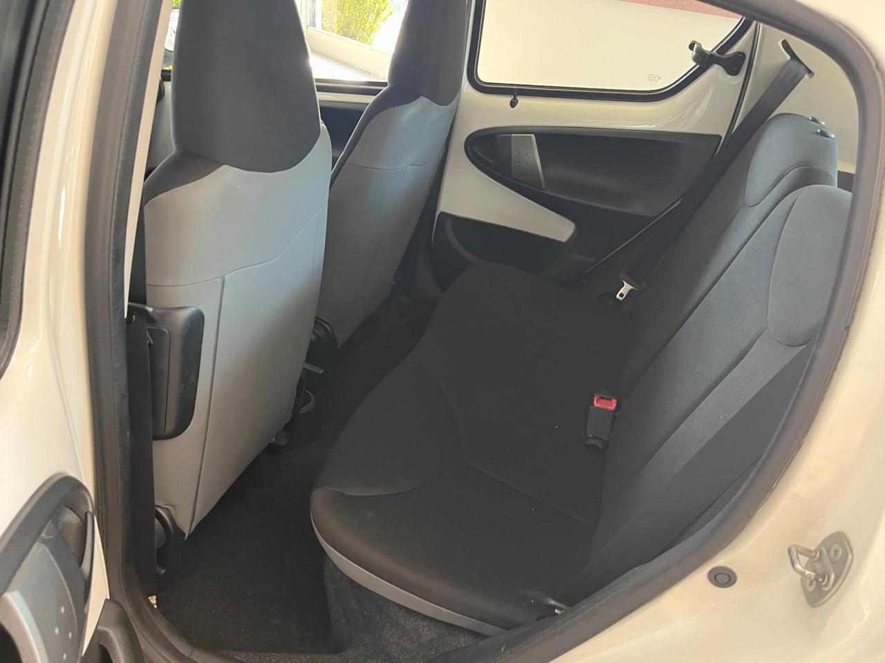 Toyota Aygo 1.0 5 porte EURO5 2014