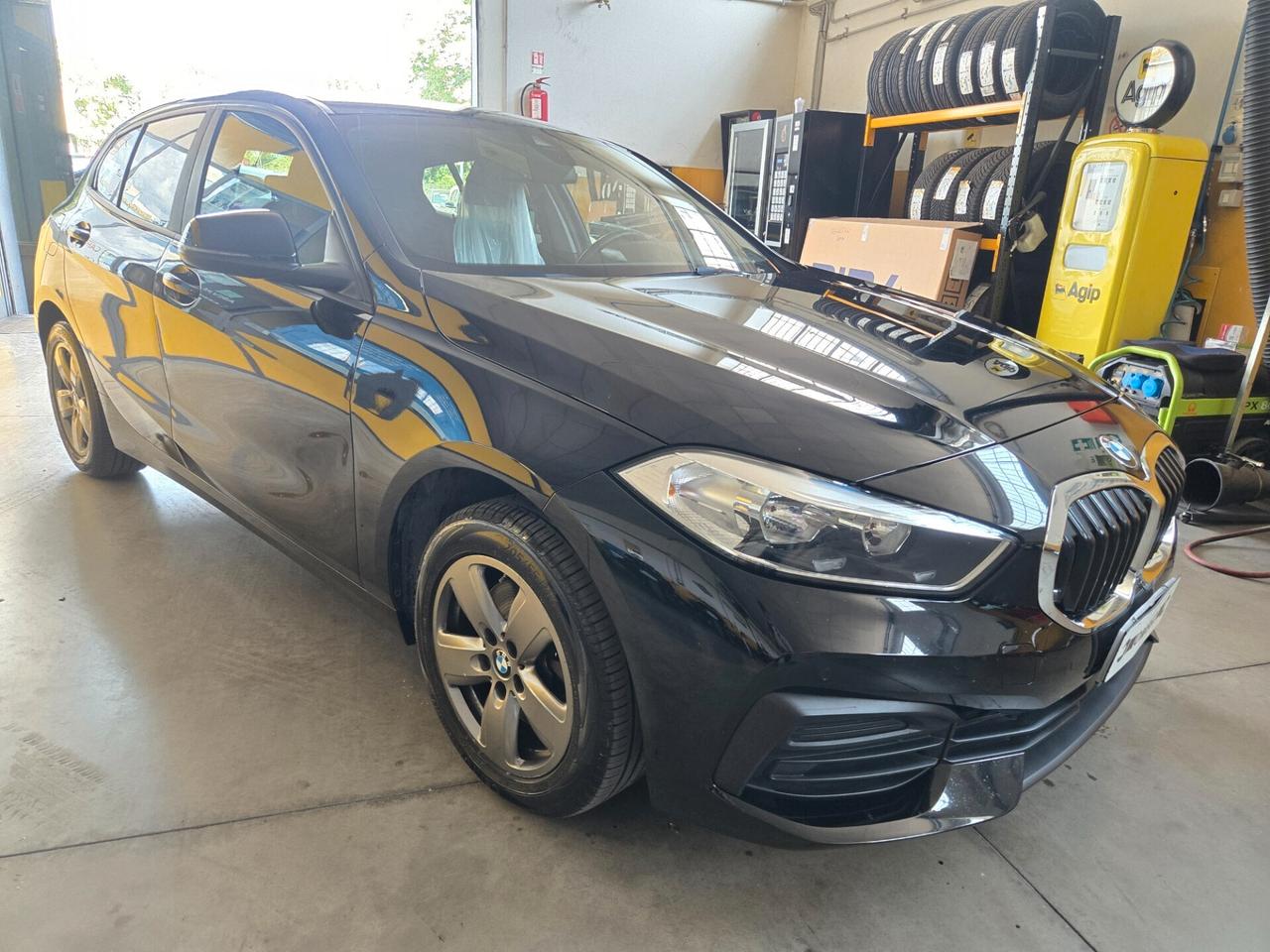 Bmw 116d Business SENZA VINCOLI IVA ESPOSTA