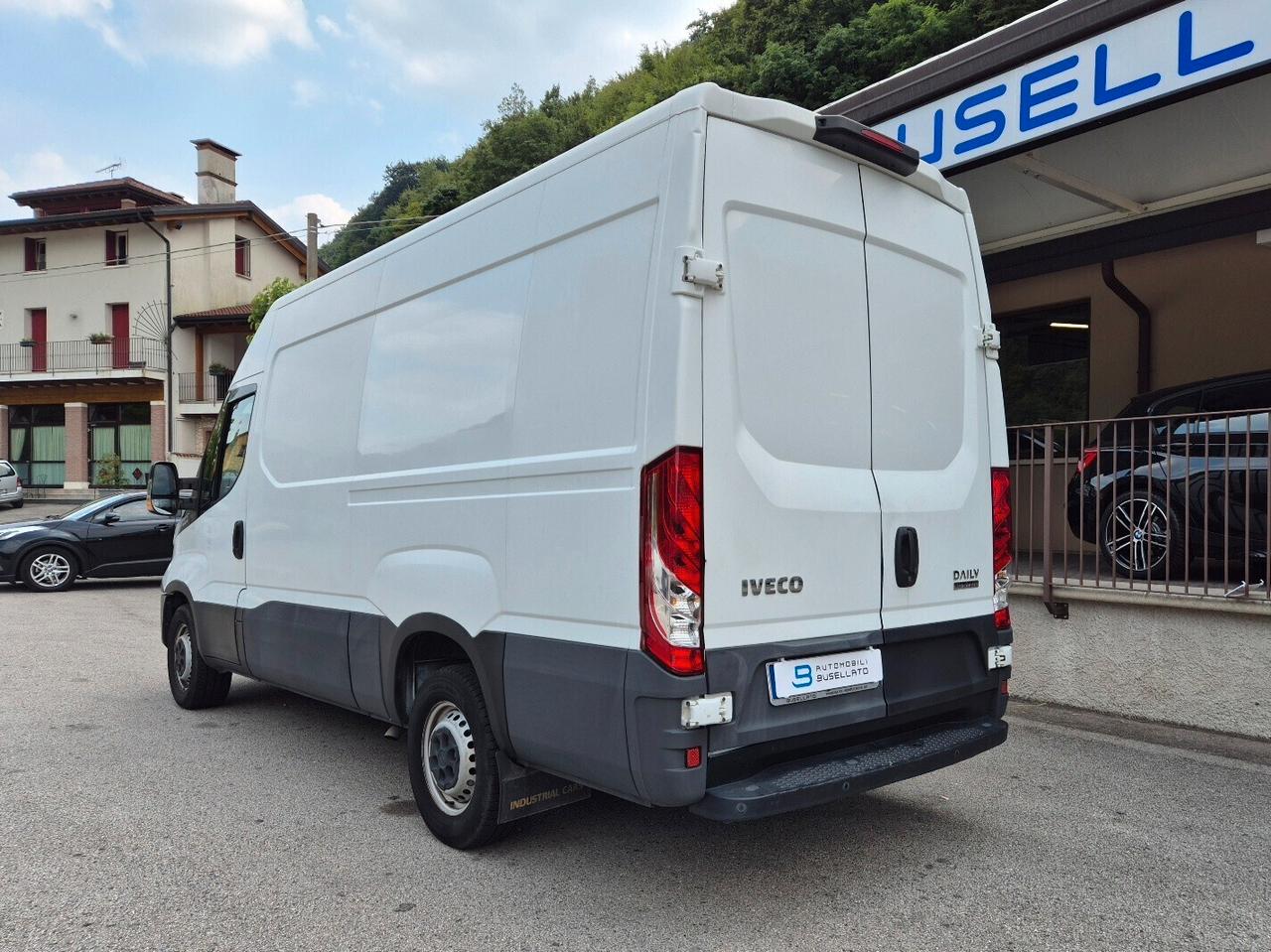 Iveco Daily 35S14 2.3 HPT Automatico Furgone