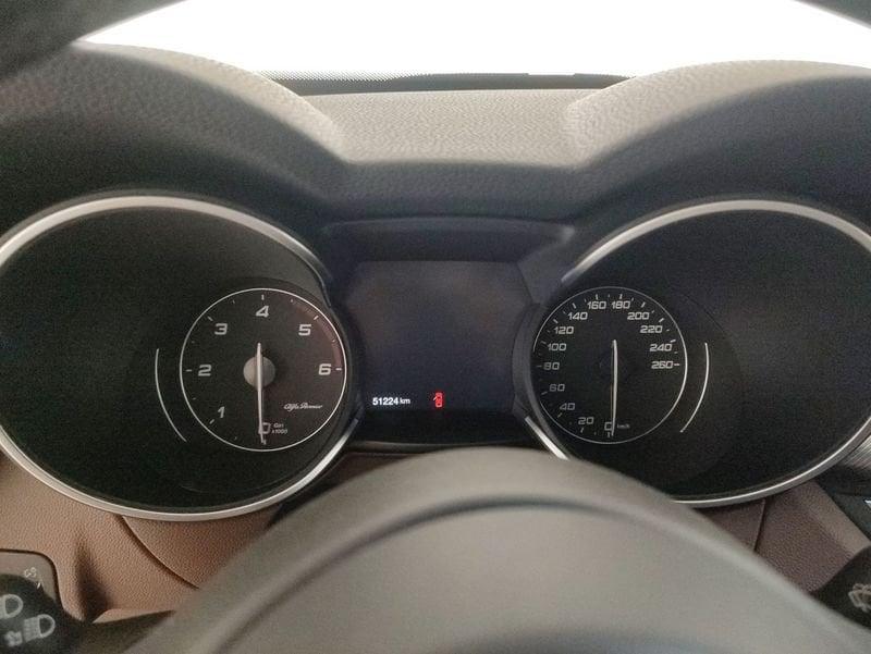 Alfa Romeo Stelvio 2.2 t Executive Q4 210cv auto my19