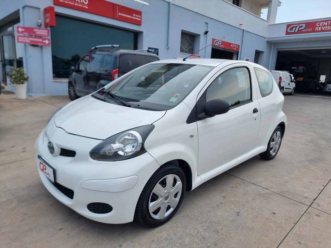 Toyota Aygo 1.0 12V VVT-i 3 porte Now